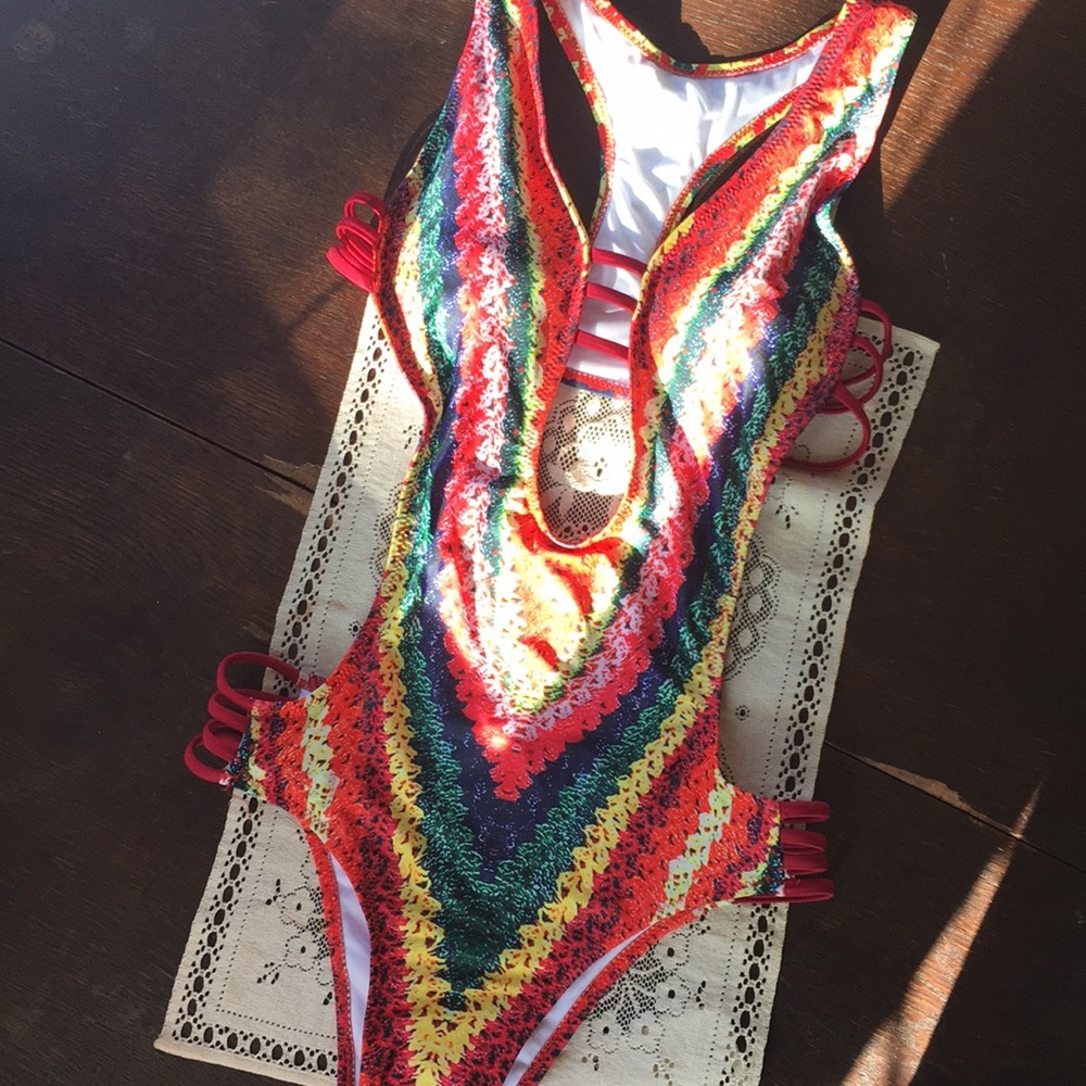 🌺One left! Bright Abstract Rainbow Monokini - Picture 3 of 8